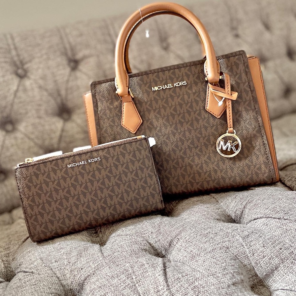 Michael kors satchel and wallet bundle